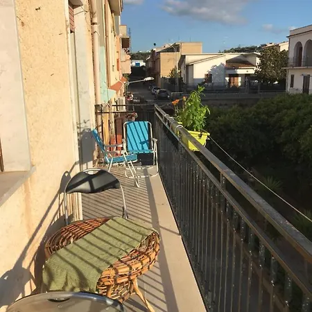Scocciapraia's Daire Trappeto (Sicily)